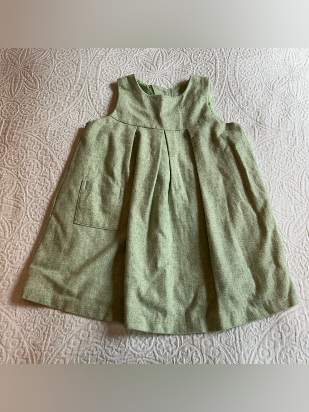 Little English Girls Sleeveless Wool Pleated A-Line Dress in Light Green